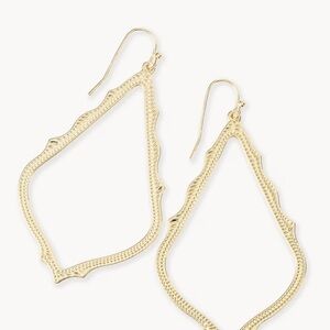 Kendra Scott Sophee Drop Earrings in Gold